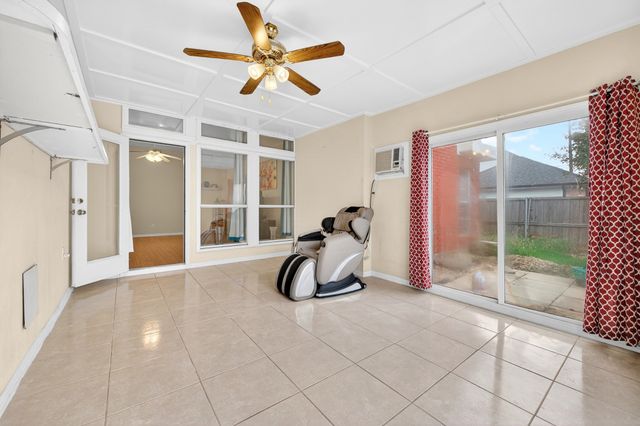 2205 Davin Drive, Carrollton, TX 75006