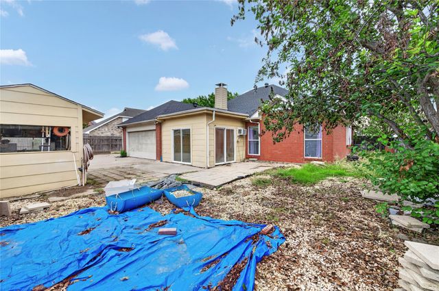 2205 Davin Drive, Carrollton, TX 75006