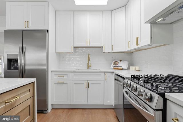 407 S CENTRAL BLVD, Broomall, PA 19008