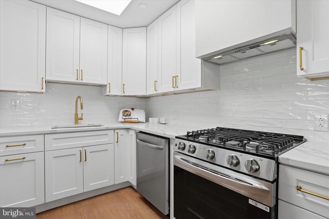 407 S CENTRAL BLVD, Broomall, PA 19008