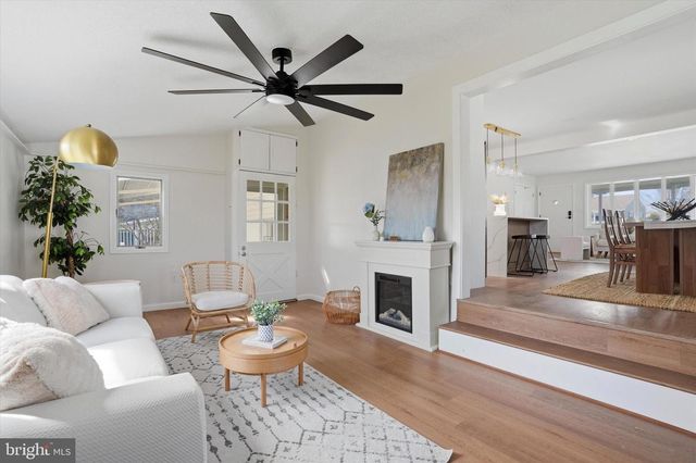 407 S CENTRAL BLVD, Broomall, PA 19008