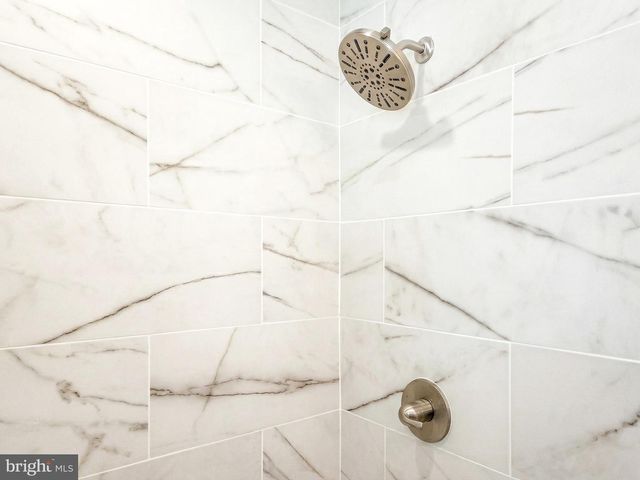 407 S CENTRAL BLVD, Broomall, PA 19008