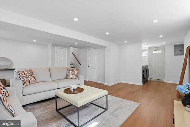 407 S CENTRAL BLVD, Broomall, PA 19008