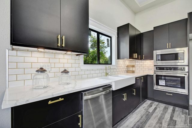 131 Friendlywood, Canyon Lake, TX 78133