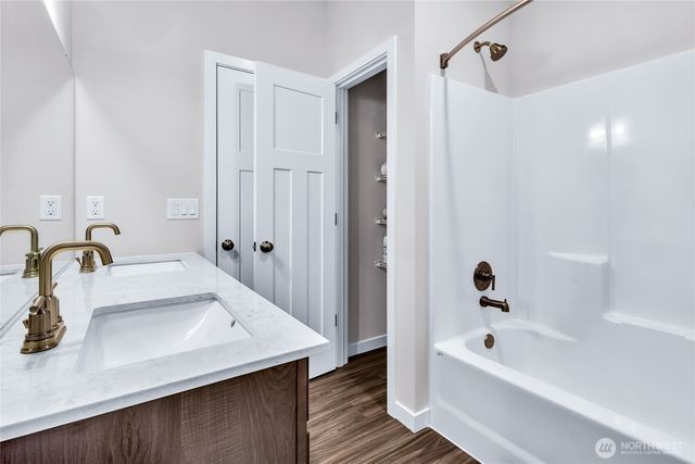 18111 134th Avenue E, Puyallup, WA 98374