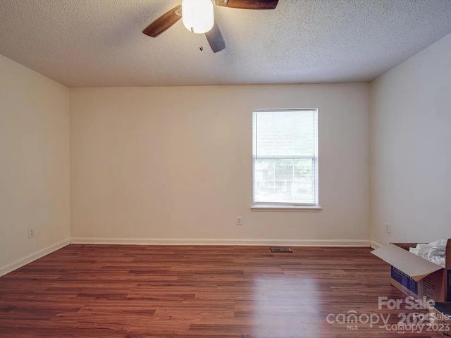 4044 Briarhill Drive, Charlotte, NC 28215