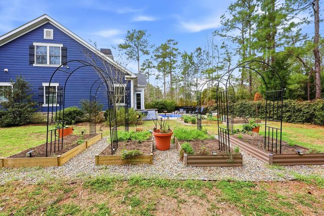 196 Low Country Loop, Murrells Inlet, SC 29576