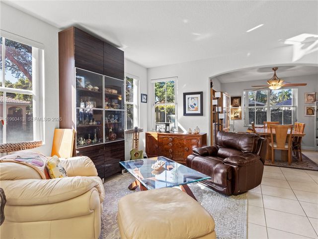 12385 SW 124th Ter, Miami, FL 33186