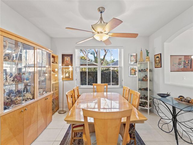 12385 SW 124th Ter, Miami, FL 33186