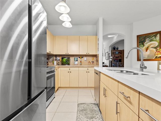 12385 SW 124th Ter, Miami, FL 33186