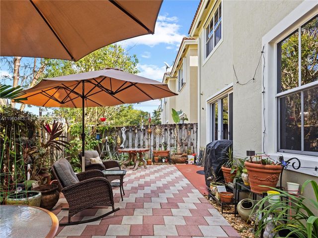 12385 SW 124th Ter, Miami, FL 33186