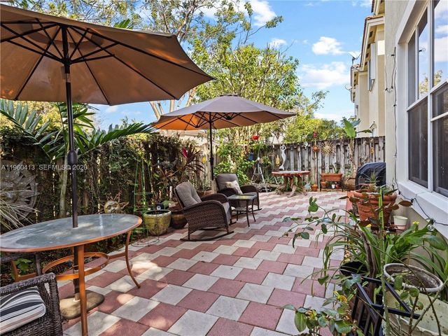 12385 SW 124th Ter, Miami, FL 33186