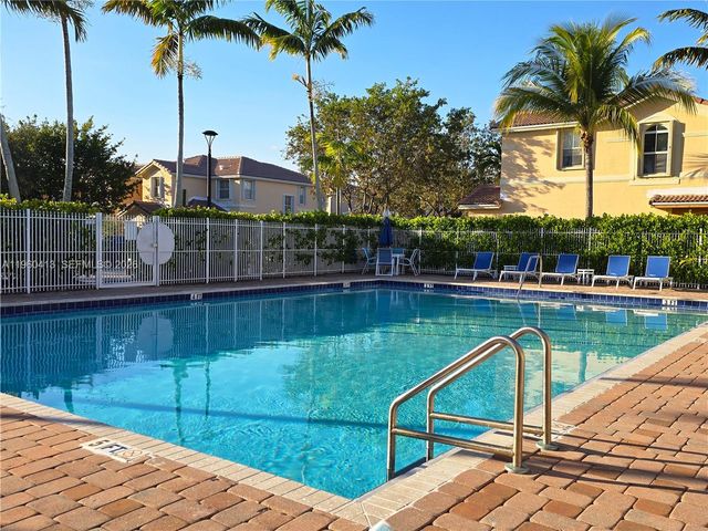 12385 SW 124th Ter, Miami, FL 33186