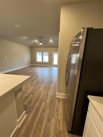 17680 Tree Of Heaven, Conroe, TX 77385
