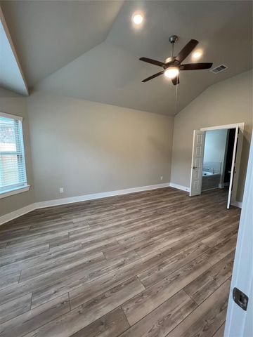17680 Tree Of Heaven, Conroe, TX 77385