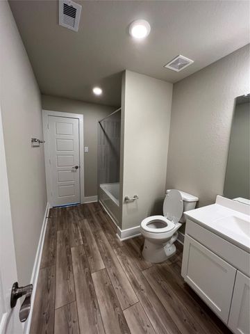 17680 Tree Of Heaven, Conroe, TX 77385