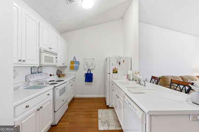 2887 Florence Drive, Gainesville, GA 30504