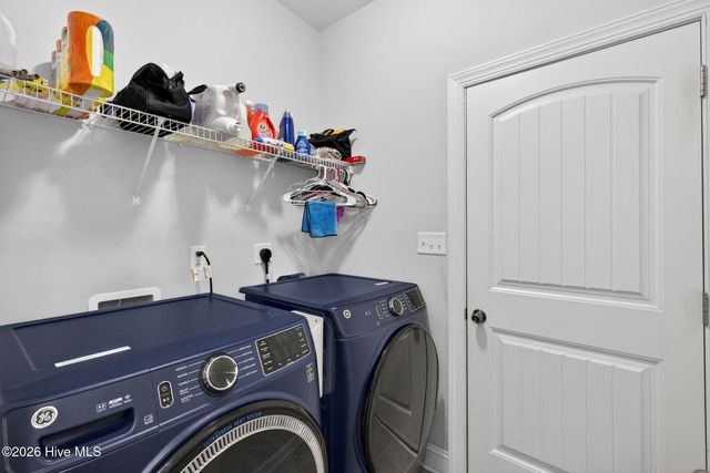 331 W Huckleberry Way, Rocky Point, NC 28457