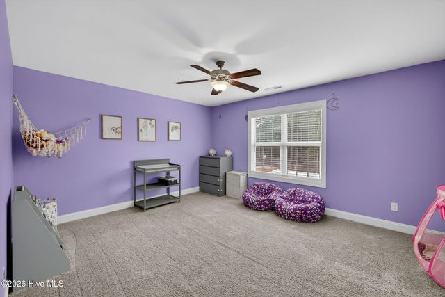 331 W Huckleberry Way, Rocky Point, NC 28457