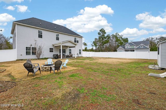 331 W Huckleberry Way, Rocky Point, NC 28457