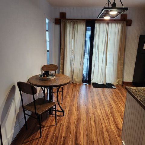 2342 17th Avenue, Rockford, IL 61104