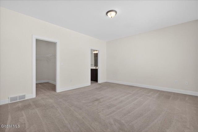 9 Lakepointe Way, Stillwater, NY 12866