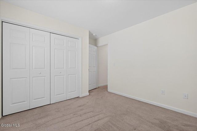 9 Lakepointe Way, Stillwater, NY 12866