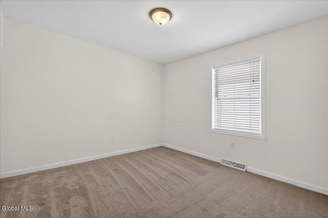 9 Lakepointe Way, Stillwater, NY 12866