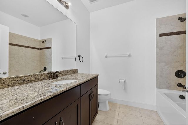 12826 DEL CORSO LOOP, Bradenton, FL 34211