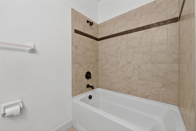 12826 DEL CORSO LOOP, Bradenton, FL 34211