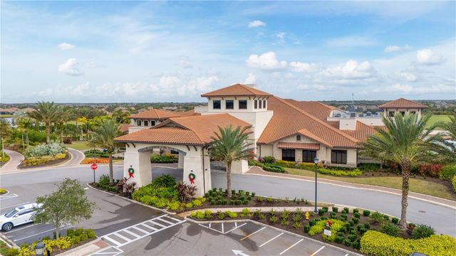 12826 DEL CORSO LOOP, Bradenton, FL 34211