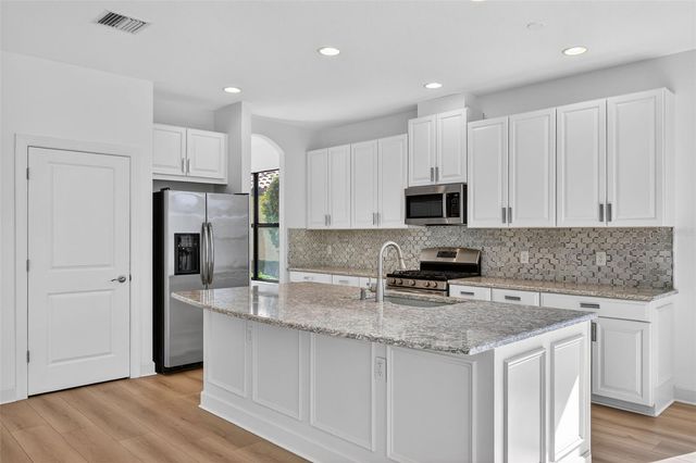 12826 DEL CORSO LOOP, Bradenton, FL 34211