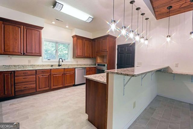 714 Mountain View Road 36, 35, Hiawassee, GA 30546