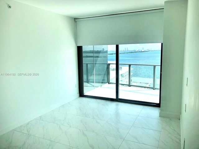 460 NE 28th St 1602, Miami, FL 33137