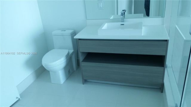 460 NE 28th St 1602, Miami, FL 33137