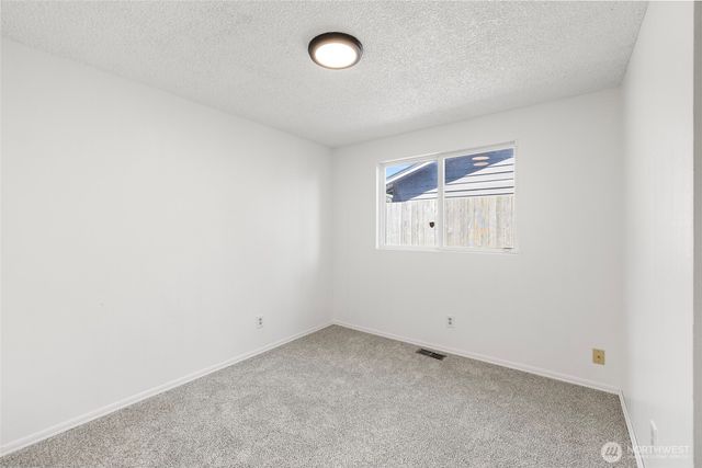 1112 Ridgeway Drive, Oak Harbor, WA 98277