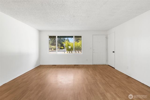 1112 Ridgeway Drive, Oak Harbor, WA 98277