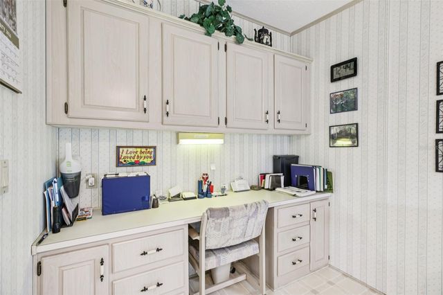 25726 OAK ALLEY, Leesburg, FL 34748