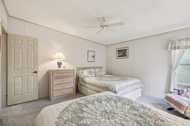 25726 OAK ALLEY, Leesburg, FL 34748