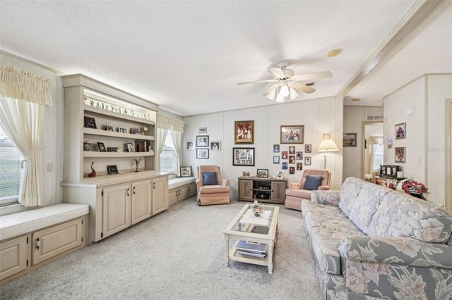 25726 OAK ALLEY, Leesburg, FL 34748