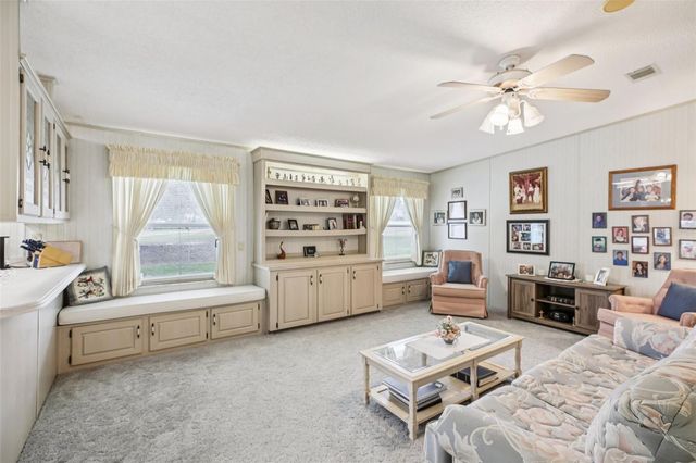 25726 OAK ALLEY, Leesburg, FL 34748