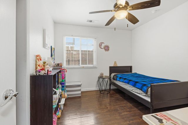 5217 Whitestone Dr, Salida, CA 95368