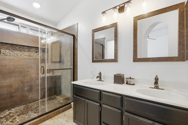 5217 Whitestone Dr, Salida, CA 95368