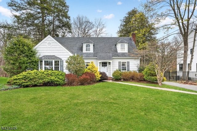 78 Orton Rd, West Caldwell Twp., NJ 07006