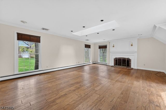 78 Orton Rd, West Caldwell Twp., NJ 07006