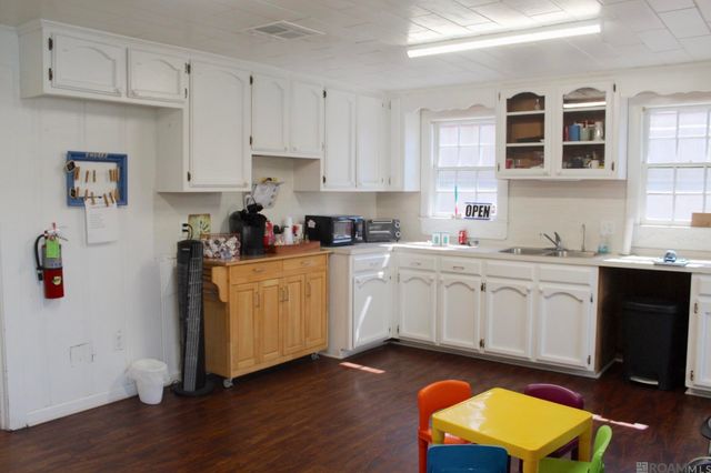 9373 Florida Blvd, Walker, LA 70785