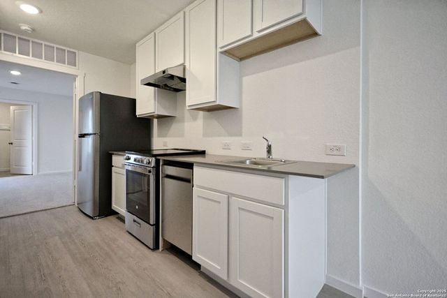 4974 Daisy Blossom, Converse, TX 78109