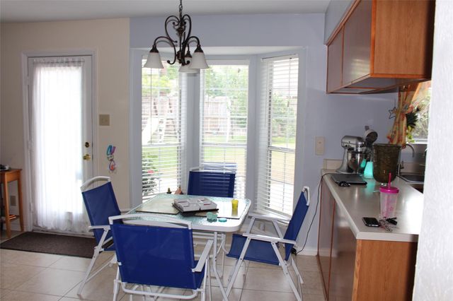 7063 River Garden Drive, Houston, TX 77095