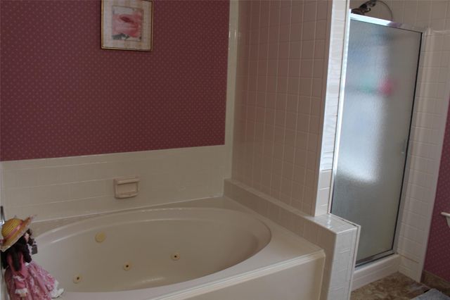 7063 River Garden Drive, Houston, TX 77095