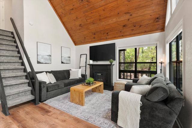 103 E Barker Creek Drive, Scroggins, TX 75480